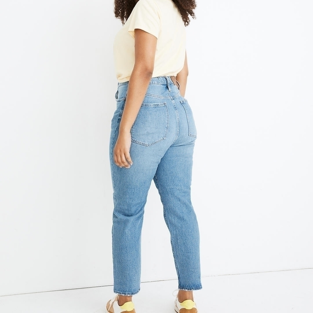 Madewell Nearwood Wash Classic Straight Jeans 28
